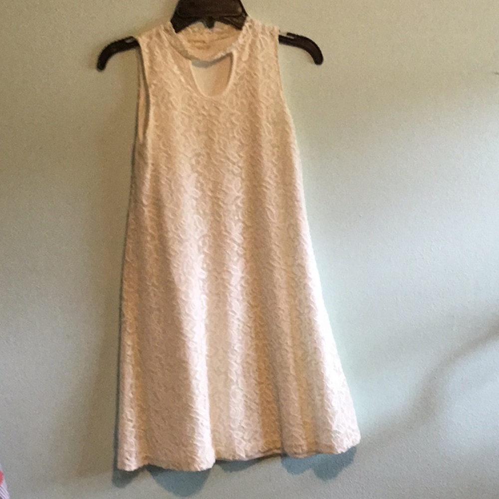 Girls btween Lace-Trimmed White/Cream Dress
